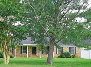 52 Ellen Dr, Sumter, SC 29150