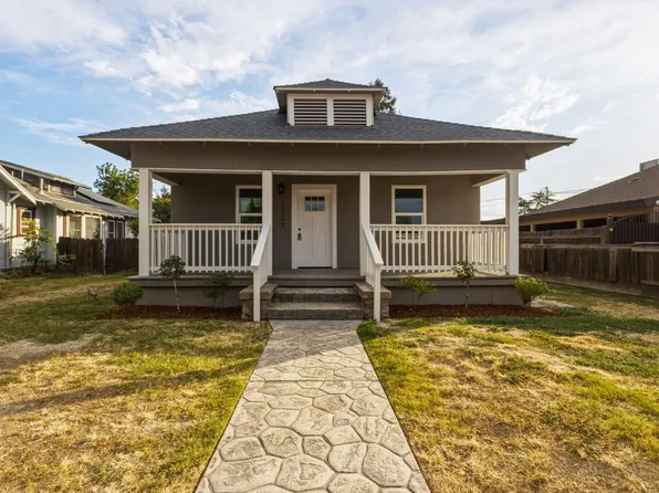 1127 J St, Reedley, CA 93654