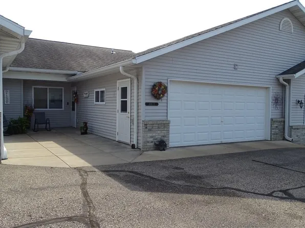 406 Lee Street #B, Durand, WI 54736