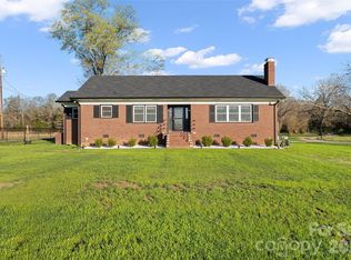 871 Saluda Rd, Chester, SC 29706