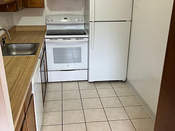 5th image of 1260 N York St APT 502