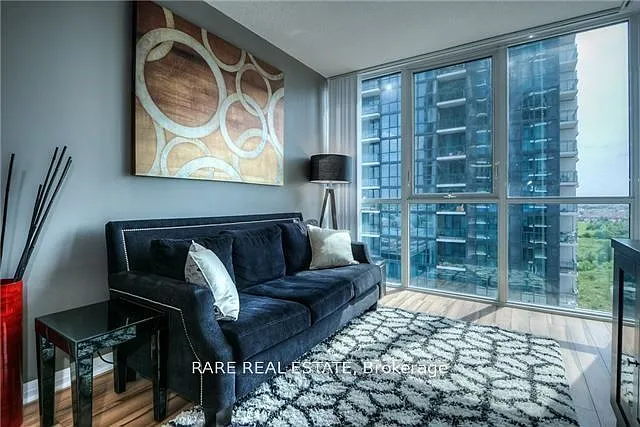 55 Eglinton Ave W #801 — Photo 8