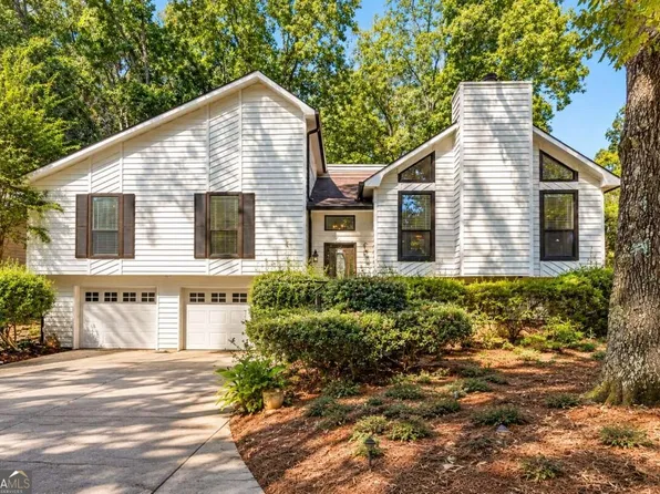 8555 Colony Club Dr, Johns Creek, GA 30022