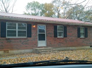 222 Sunshine St, Ironton, MO 63650