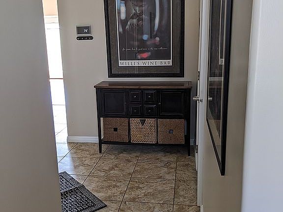 3rd image of 556 W Birch Park Dr