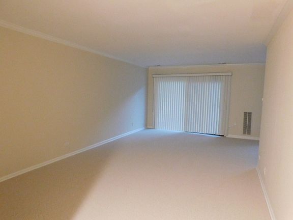 3rd image of 1500 Harbour Dr APT 1K