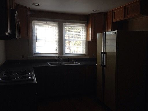 2nd image of 3601 Holts Chapel Rd