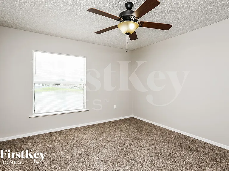 3637 Queens Cove Blvd — Photo 9