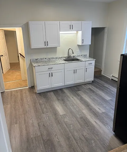 30A 2nd St #B — Photo 2