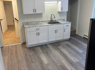30A 2nd St #B, Dover, NH 03820