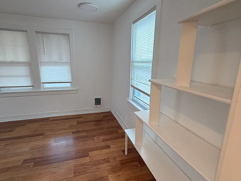 206 Avondale Ave #1 — Photo 6