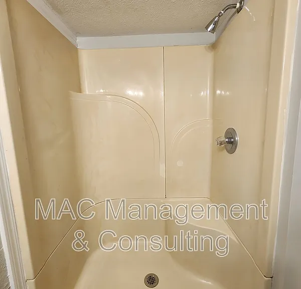 1325 Virginia Ave #B2 — Photo 5