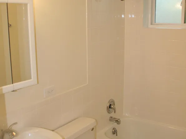 915 E Miner St #7, Arlington Heights, IL 60004