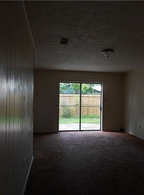 2nd image of 2612 Auburn Dr