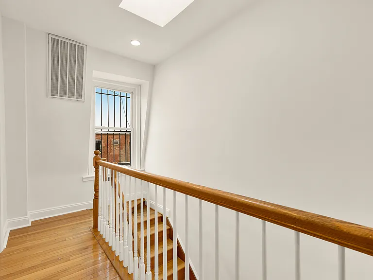 1017 Monroe St NW — Photo 14
