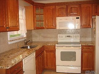 1st image of 784 Horatio Ave
