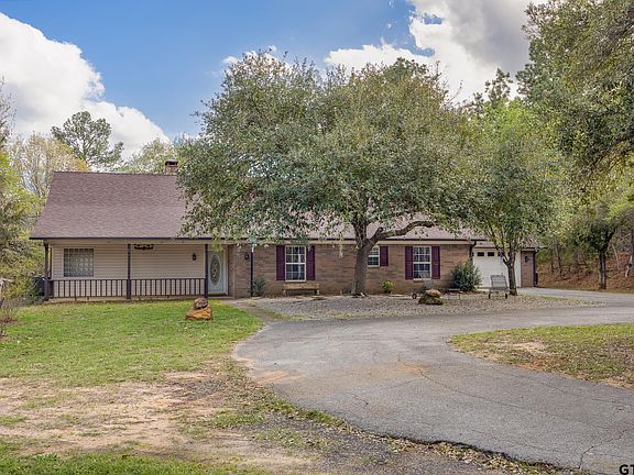 2nd image of 1824 County Road 3802