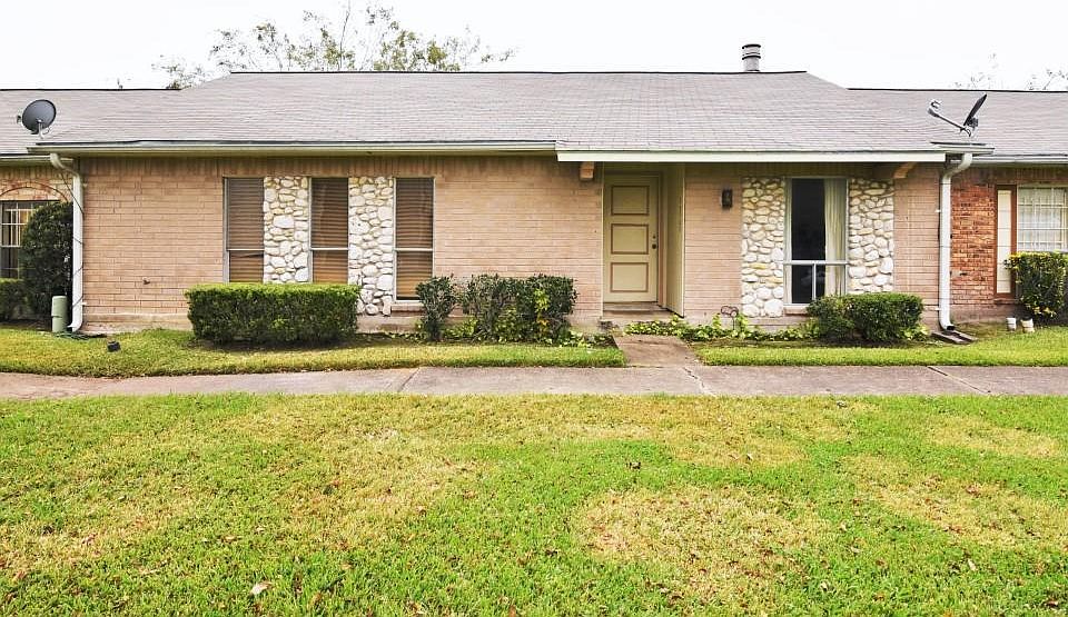 1st image of 13167 Clarewood Dr