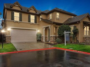 17338 S Evening Breeze Ln, Lathrop, CA