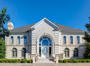 2 King's Pointe Cir, Belleville, IL 62223