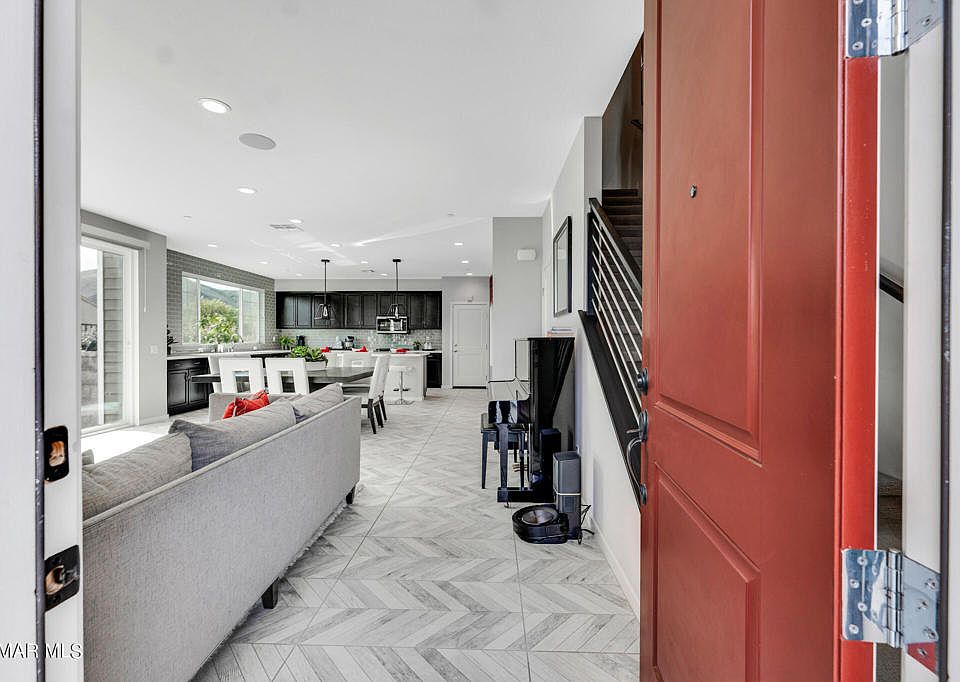 136 Farmhouse Dr UNIT 1, Simi Valley, CA 93065 Zillow