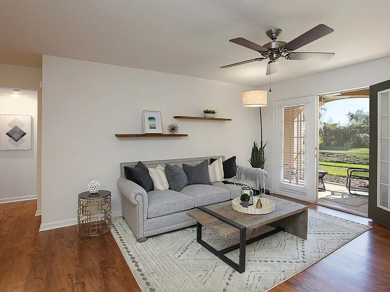 Cypress Grand — Photo 25
