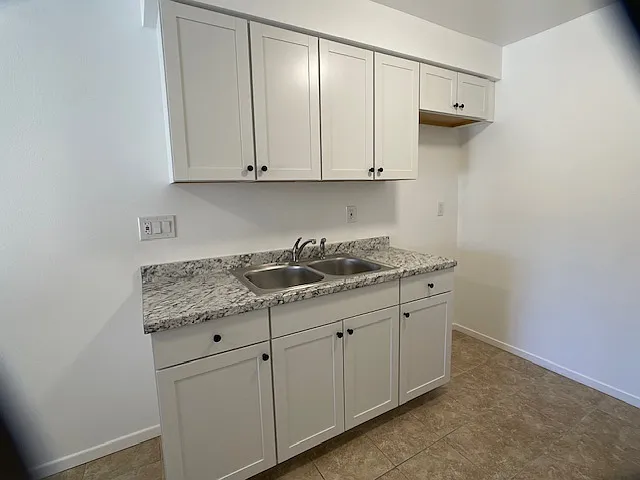 5305 S J St #5 — Photo 5