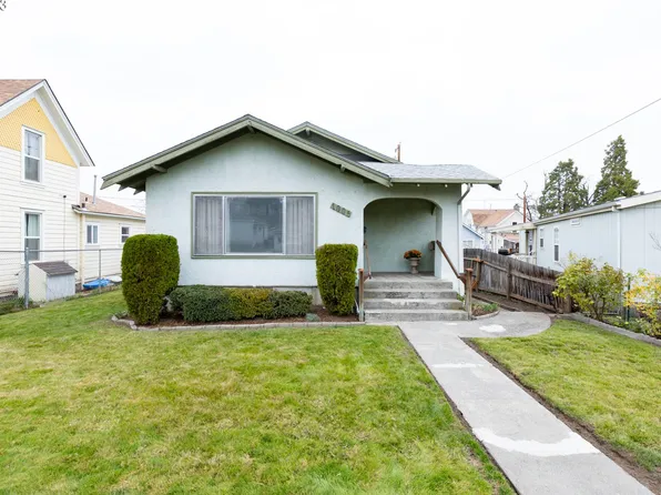 1005 E 9th St, The Dalles, OR 97058