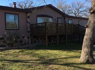6084 Hickory Forrest Dr, Seguin, TX 78155