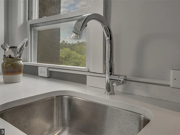710 Stewart Ave — Photo 37