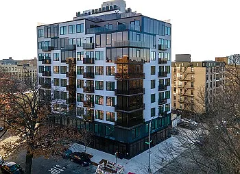 1890 Pelham Pkwy S #B — Photo 11