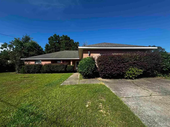 5277 Crystal Creek Dr, Pace, FL 32571