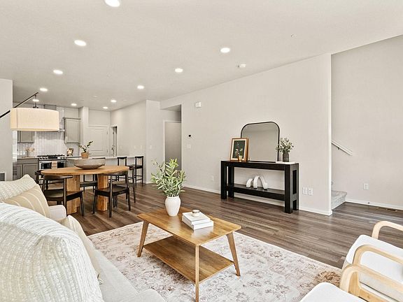 3rd image of 2938 Barnstormer St #2