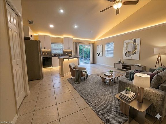 4th image of 17383 + 17395 Cleveland DR