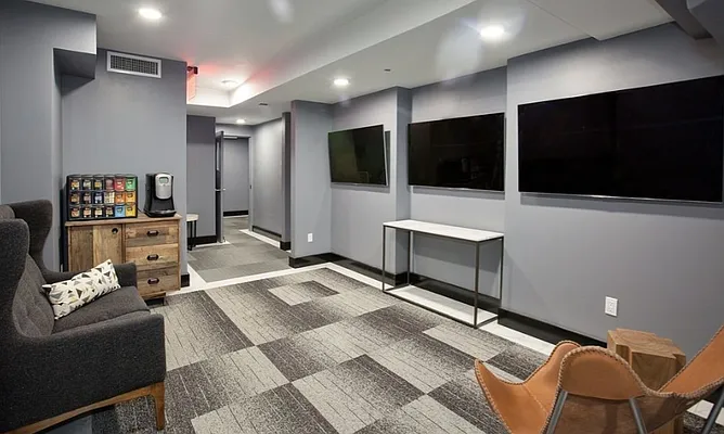 Rented by Compass | media 10