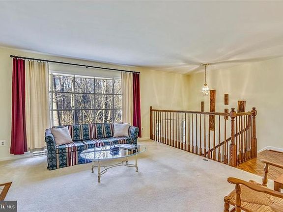 4th image of 3371 Hickory Hills Dr