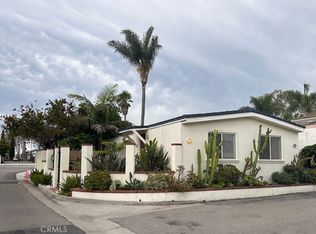 25 Cottonwood Ln, Seal Beach, CA 90740