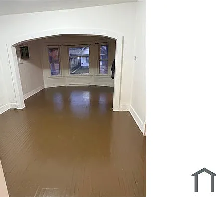 3240 N 35th St — Photo 2