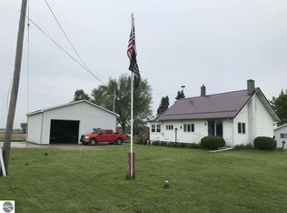 9035 W Monroe Rd, Elwell, MI 48832