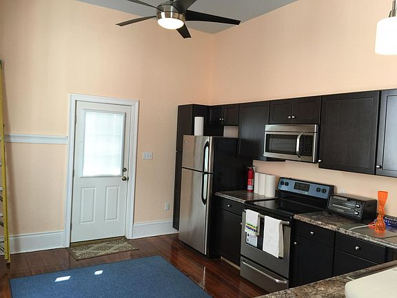 3rd image of 2103 S Carrollton Ave #1