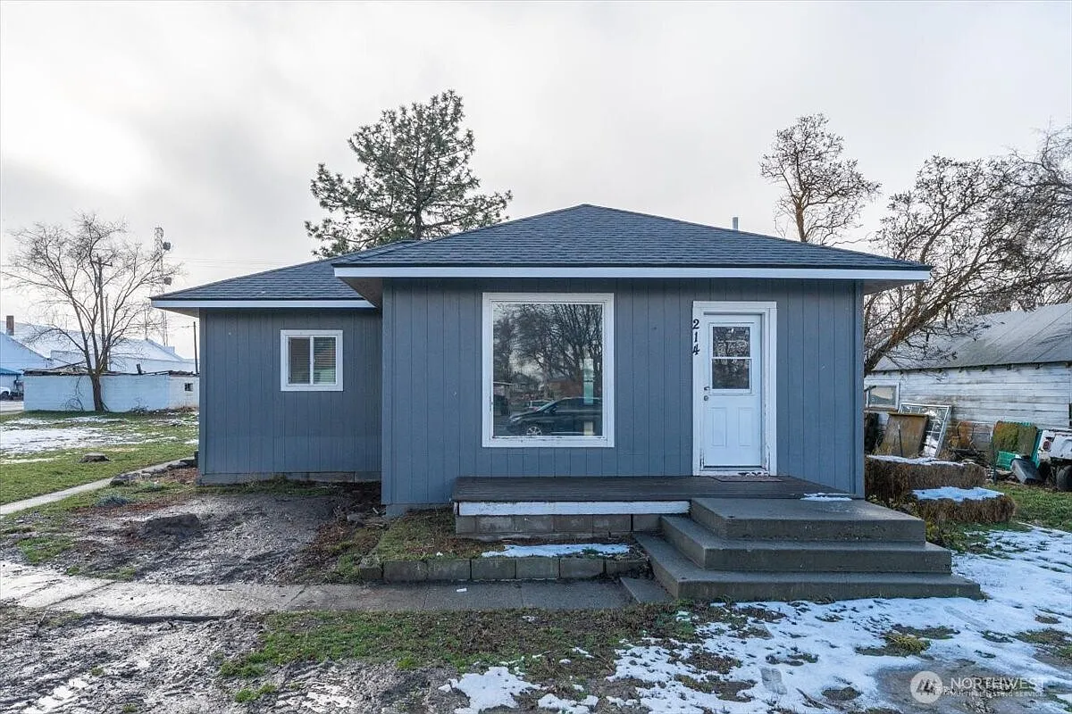 214 Hamilton Street photo 1