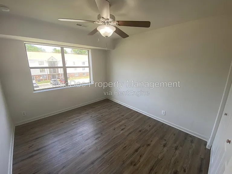 100 Chesterfield Ln #302 — Photo 13
