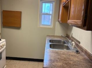 801 Range Ln #2, East Saint Louis, IL 62206