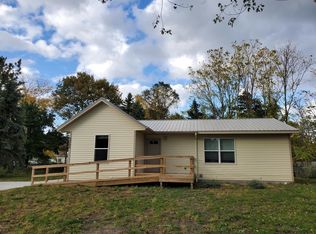 2350 Hughes Ave, Muskegon, MI