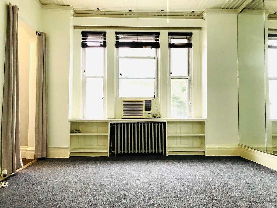 1st image of 7212 67th Pl #2F