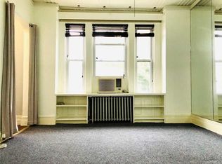 7212 67th Pl #2F, Glendale, NY 11385