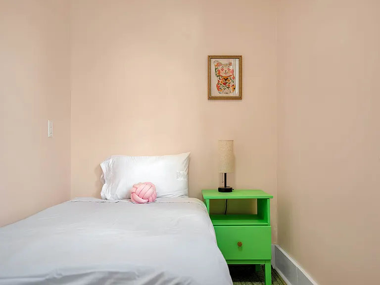 31 Canner St #1 — Photo 5