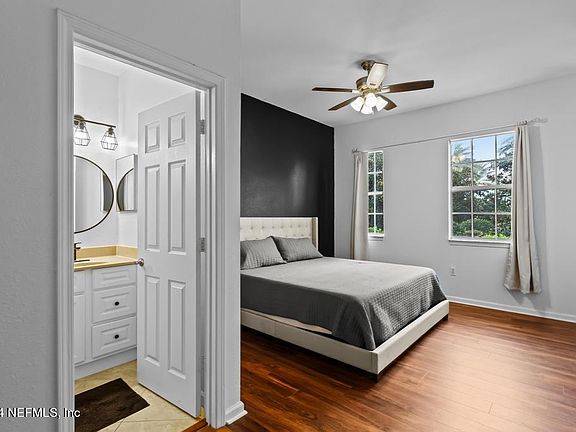 4th image of 10075 GATE Parkway #2712