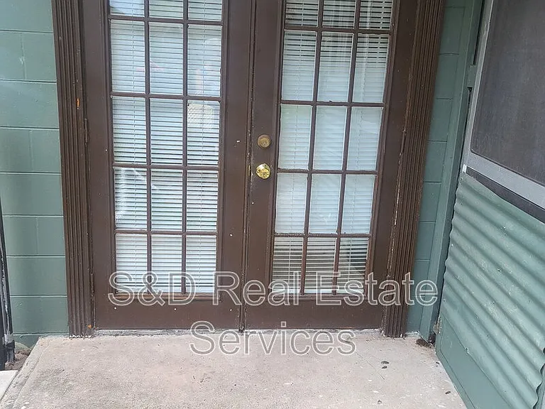 2415 S Crystal Lake Dr — Photo 17
