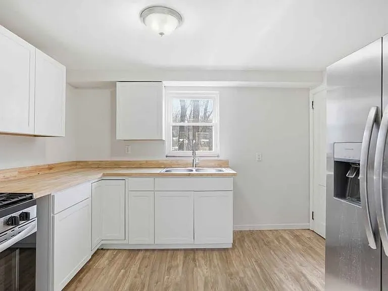 1219 Circle Dr — Photo 15